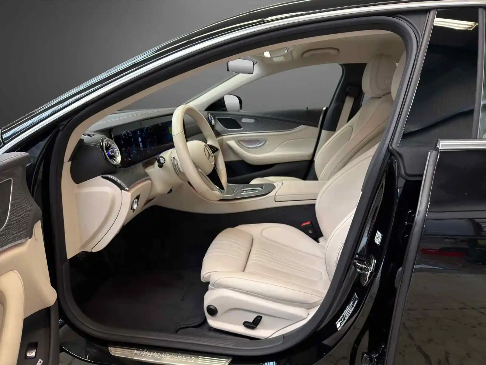 Mercedes-Benz CLS 220