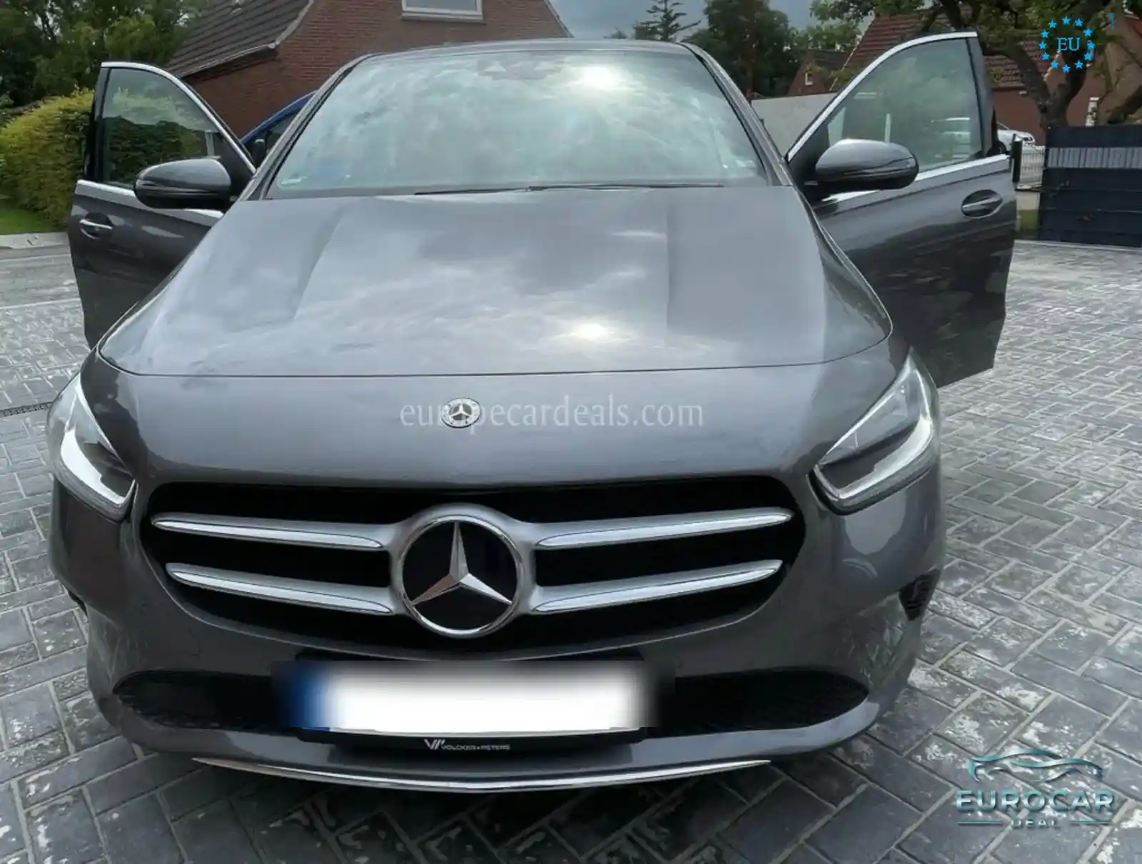 Mercedes-Benz B 180