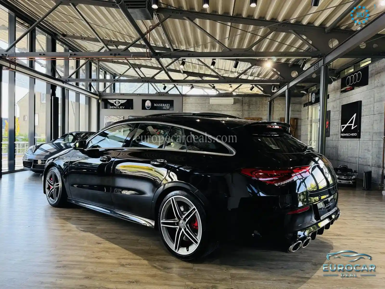 Mercedes-Benz CLA 45 AMG Shooting Brake