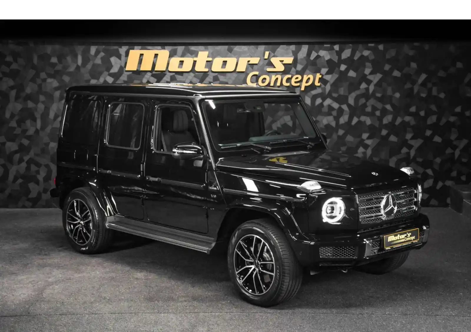 Mercedes-Benz G 500