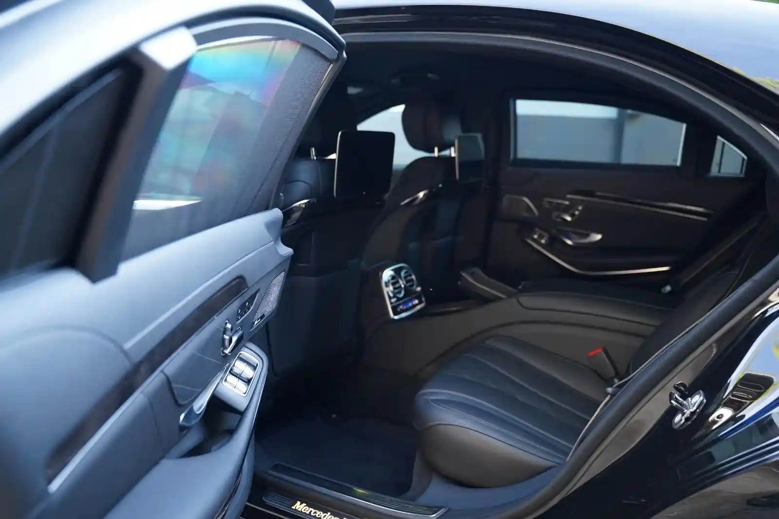 Mercedes-Benz S 600