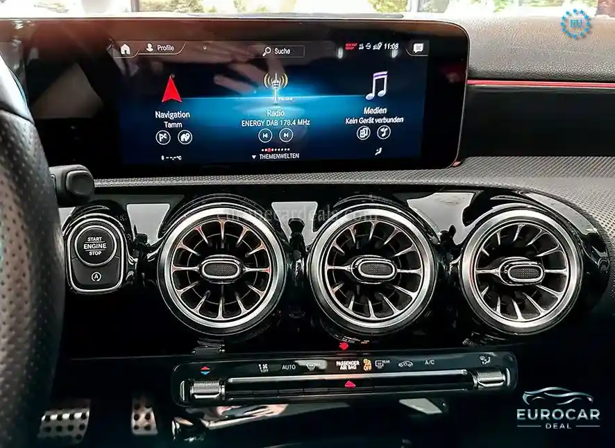 Mercedes-Benz A 220