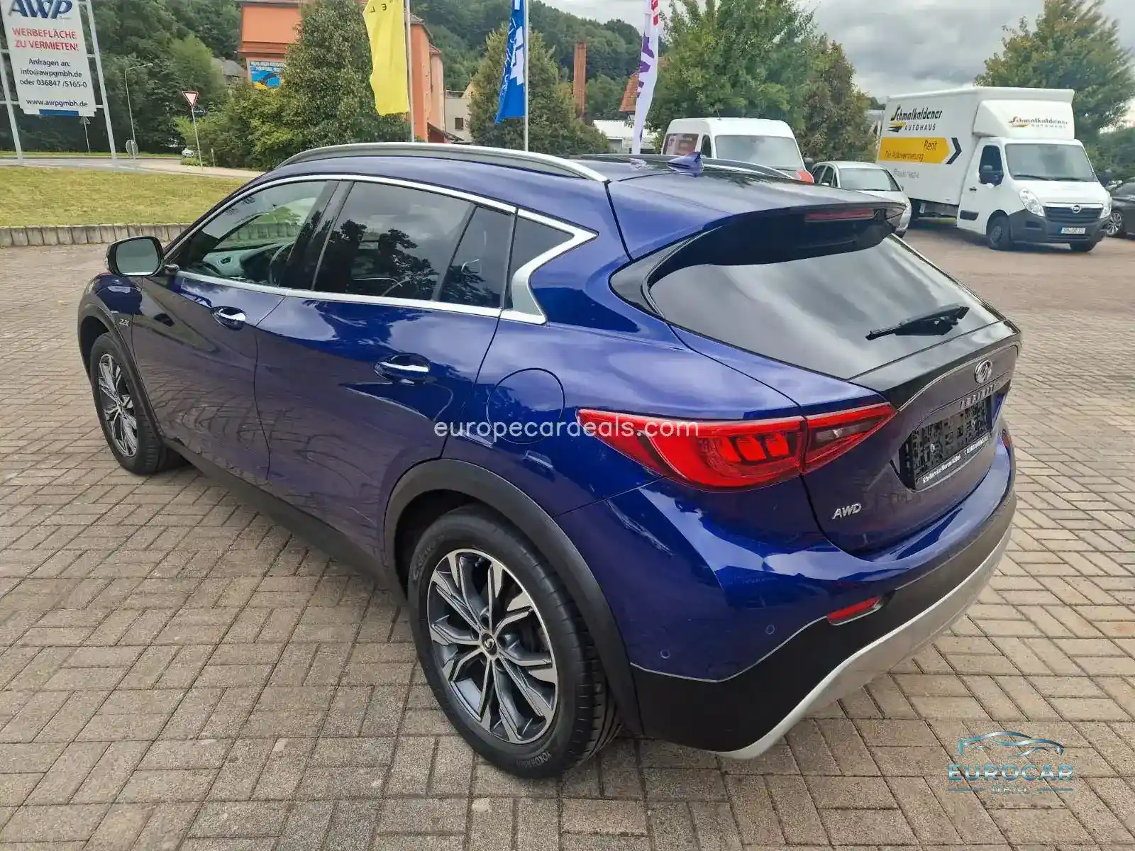 Infiniti QX30