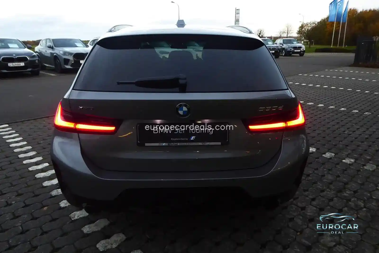 BMW 330