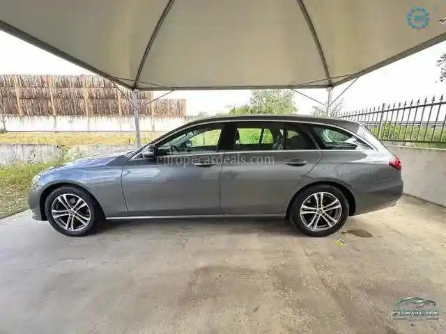 Mercedes-Benz E 200