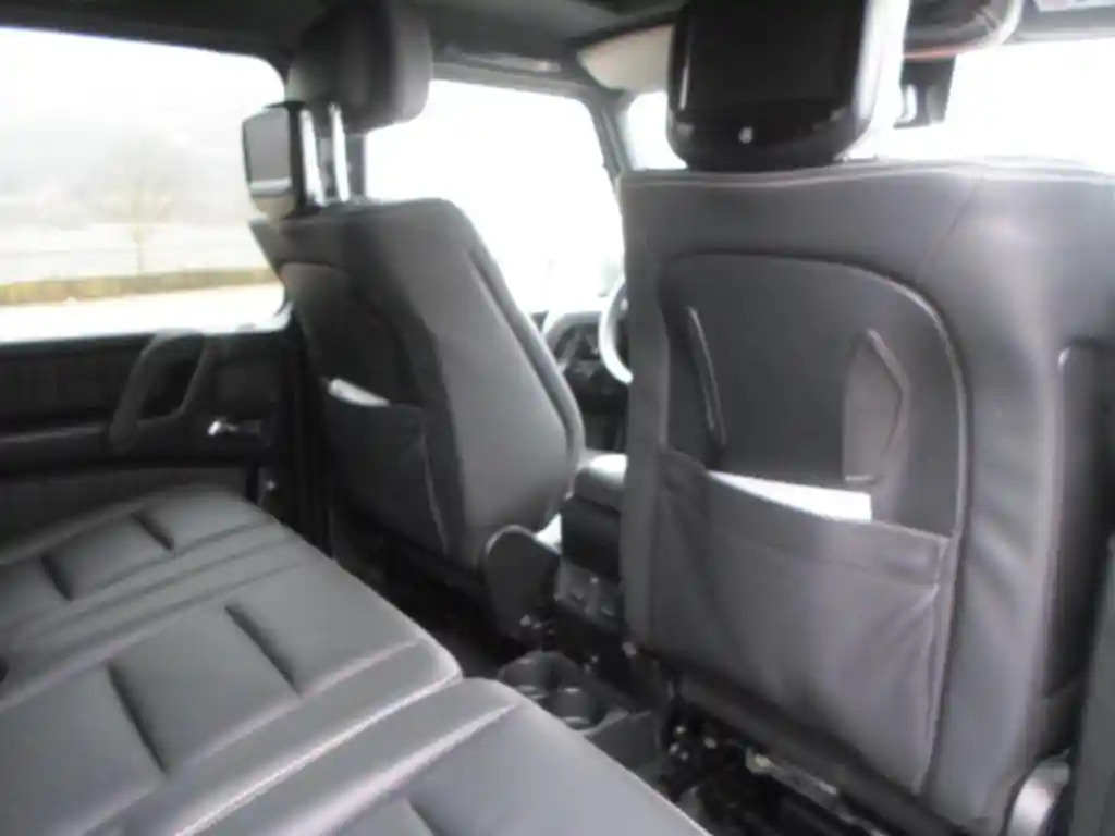 Mercedes-Benz G 500