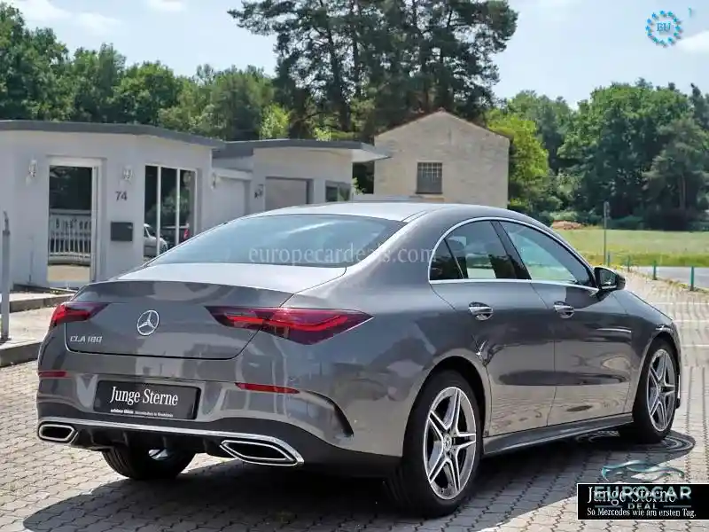 Mercedes-Benz CLA 180