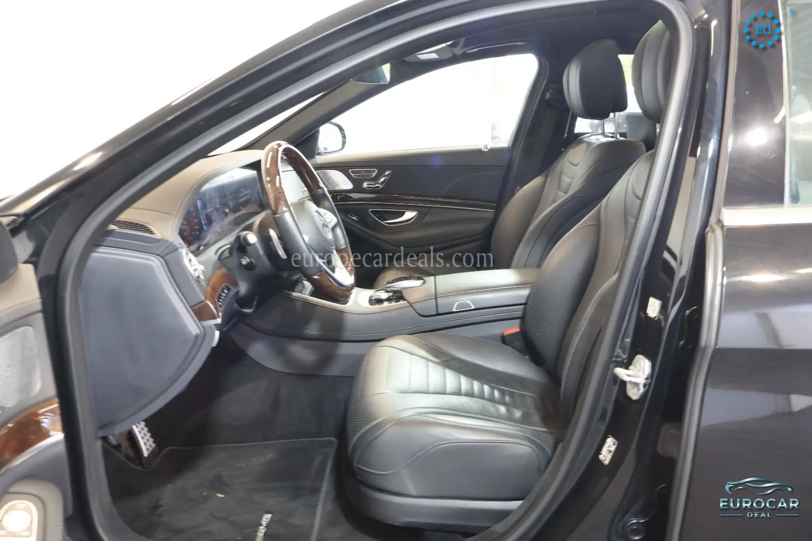 Mercedes-Benz S 560