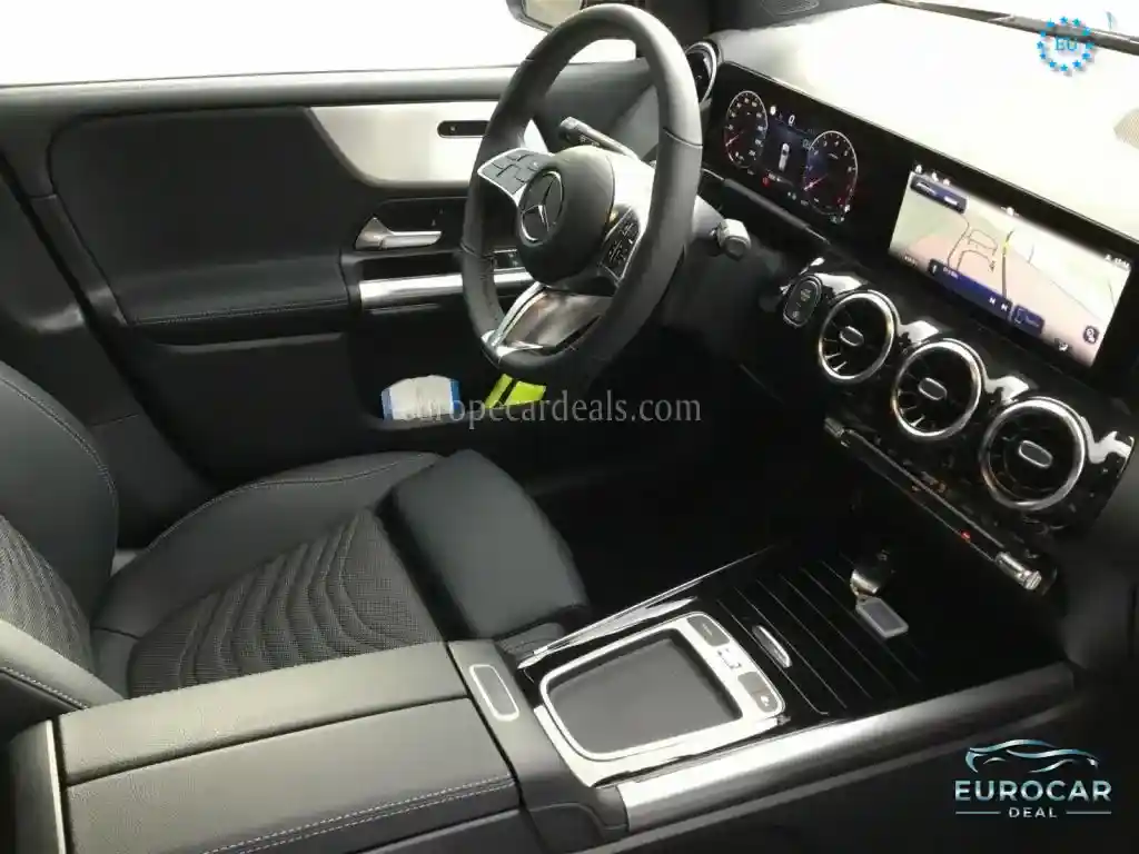 Mercedes-Benz B 220