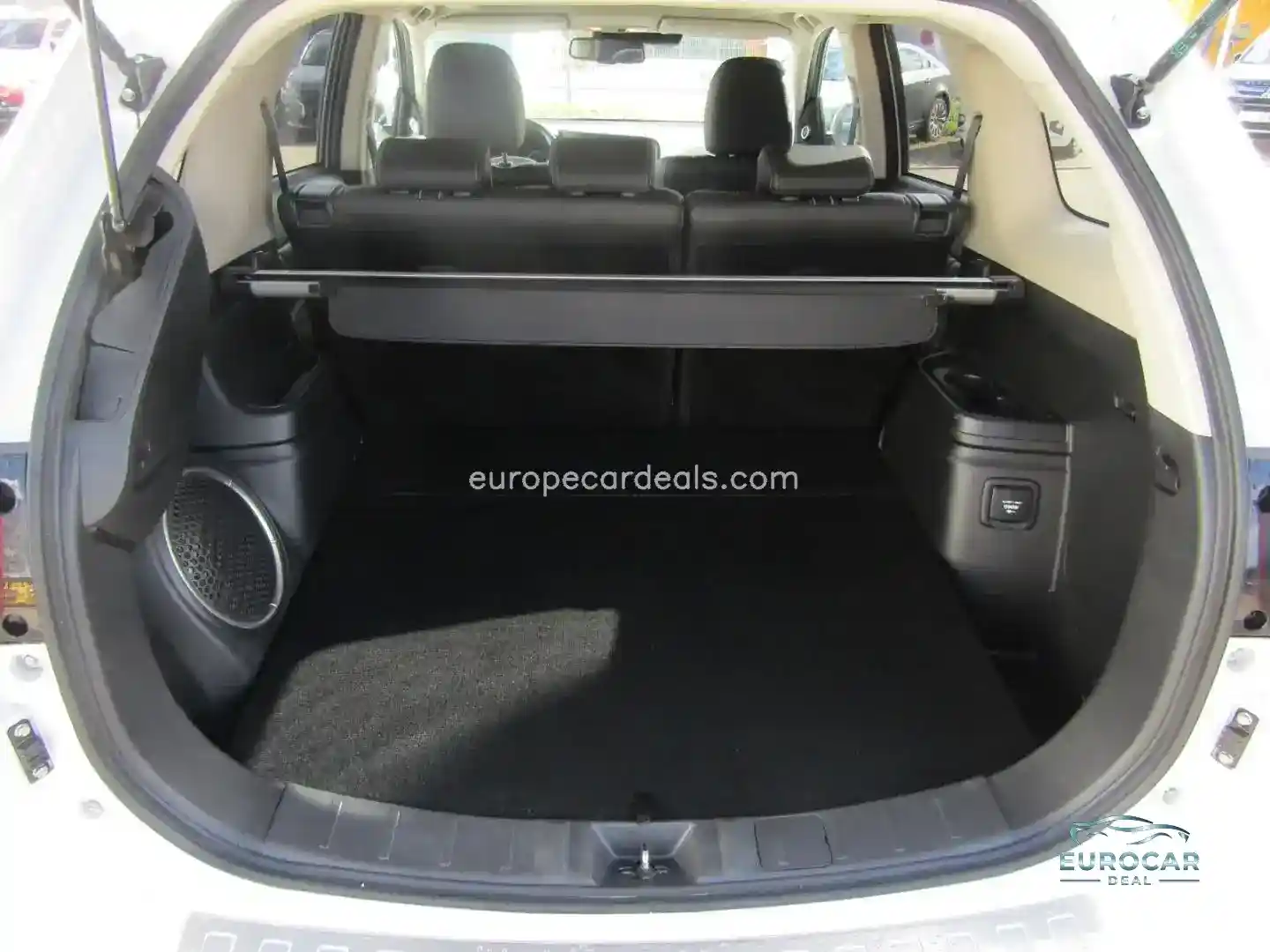 Mitsubishi Plug-in Hybrid Outlander