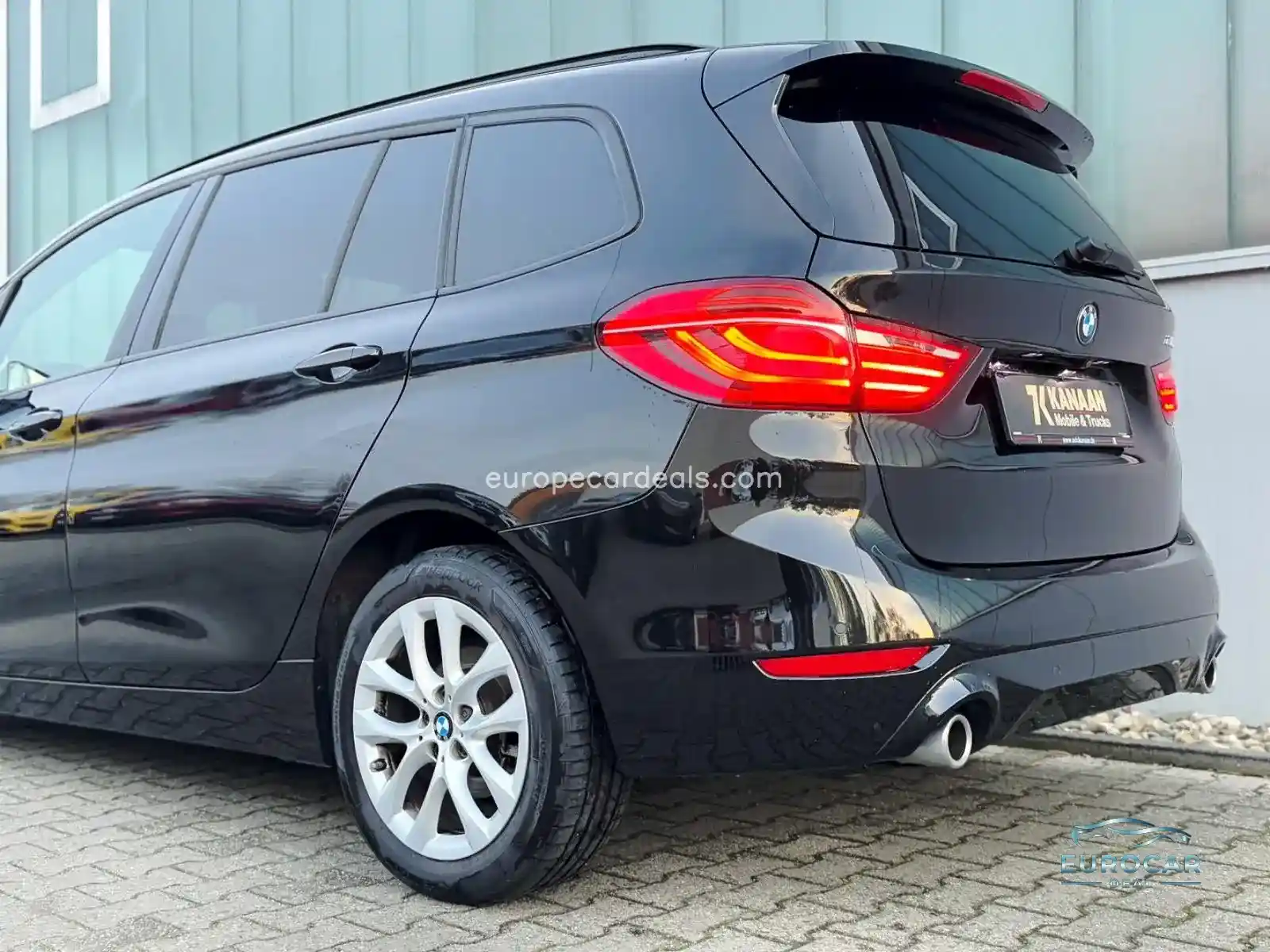 BMW 218