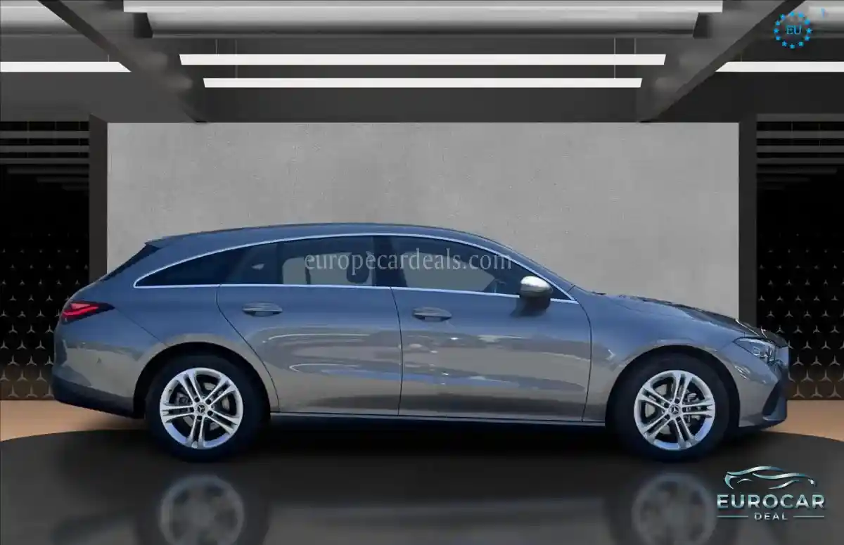 Mercedes-Benz CLA 200 Shooting Brake