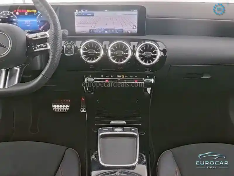 Mercedes-Benz A 220