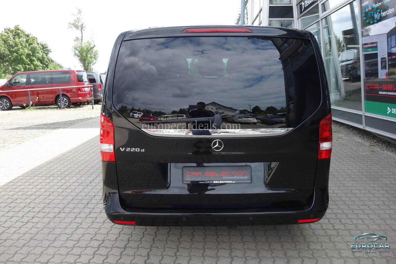 Mercedes-Benz V 220