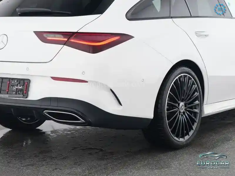 Mercedes-Benz CLA 200 Shooting Brake