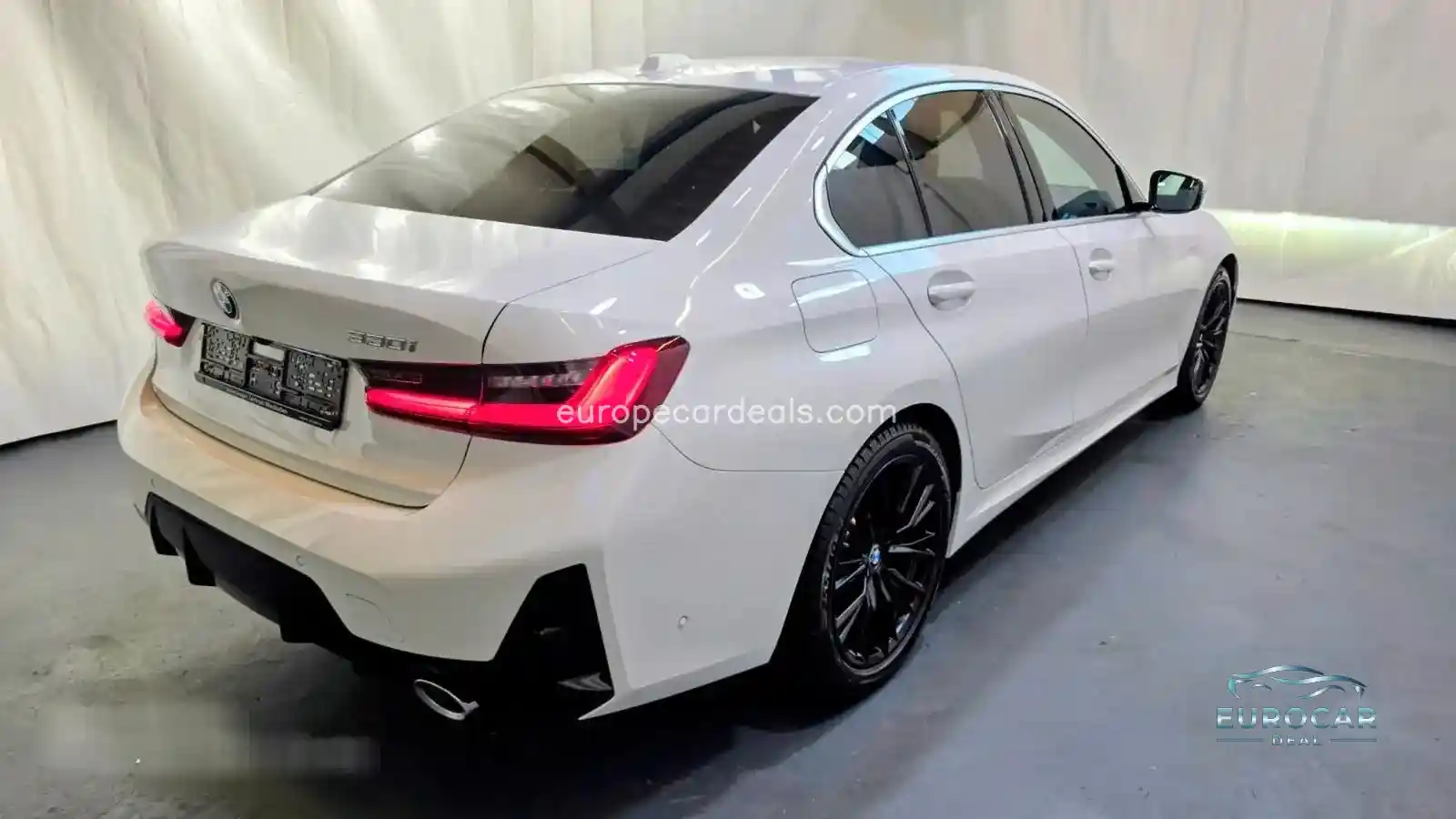 BMW 330