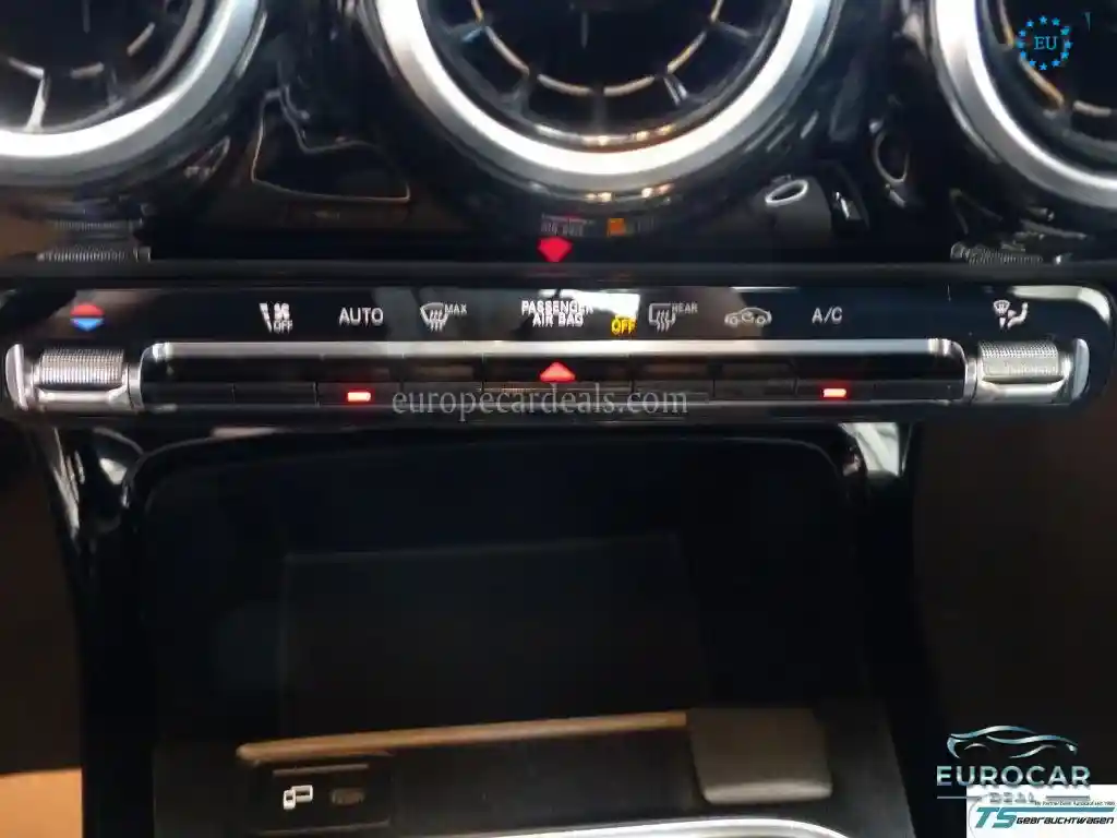 Mercedes-Benz CLA 220