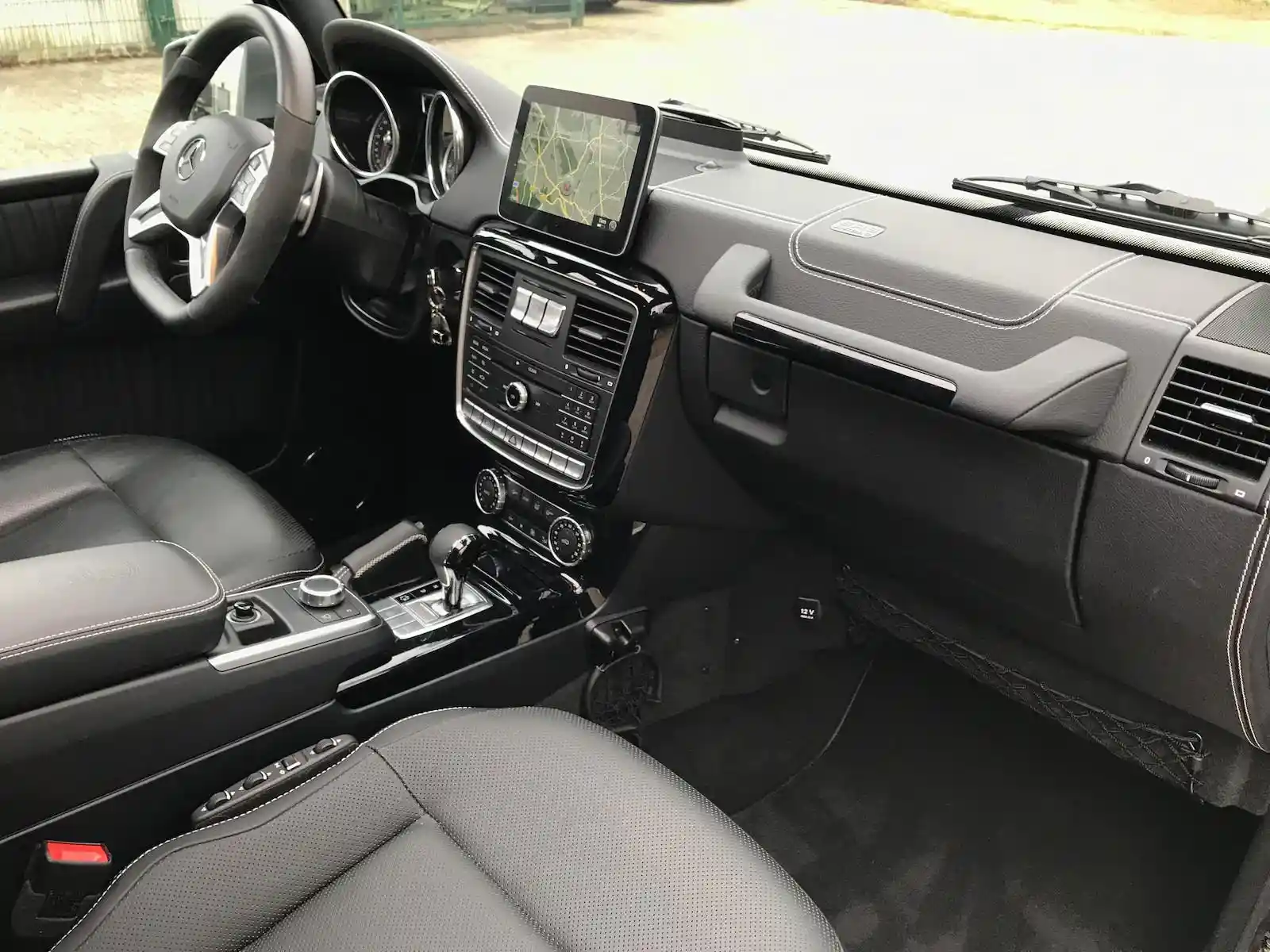 Mercedes-Benz G 500