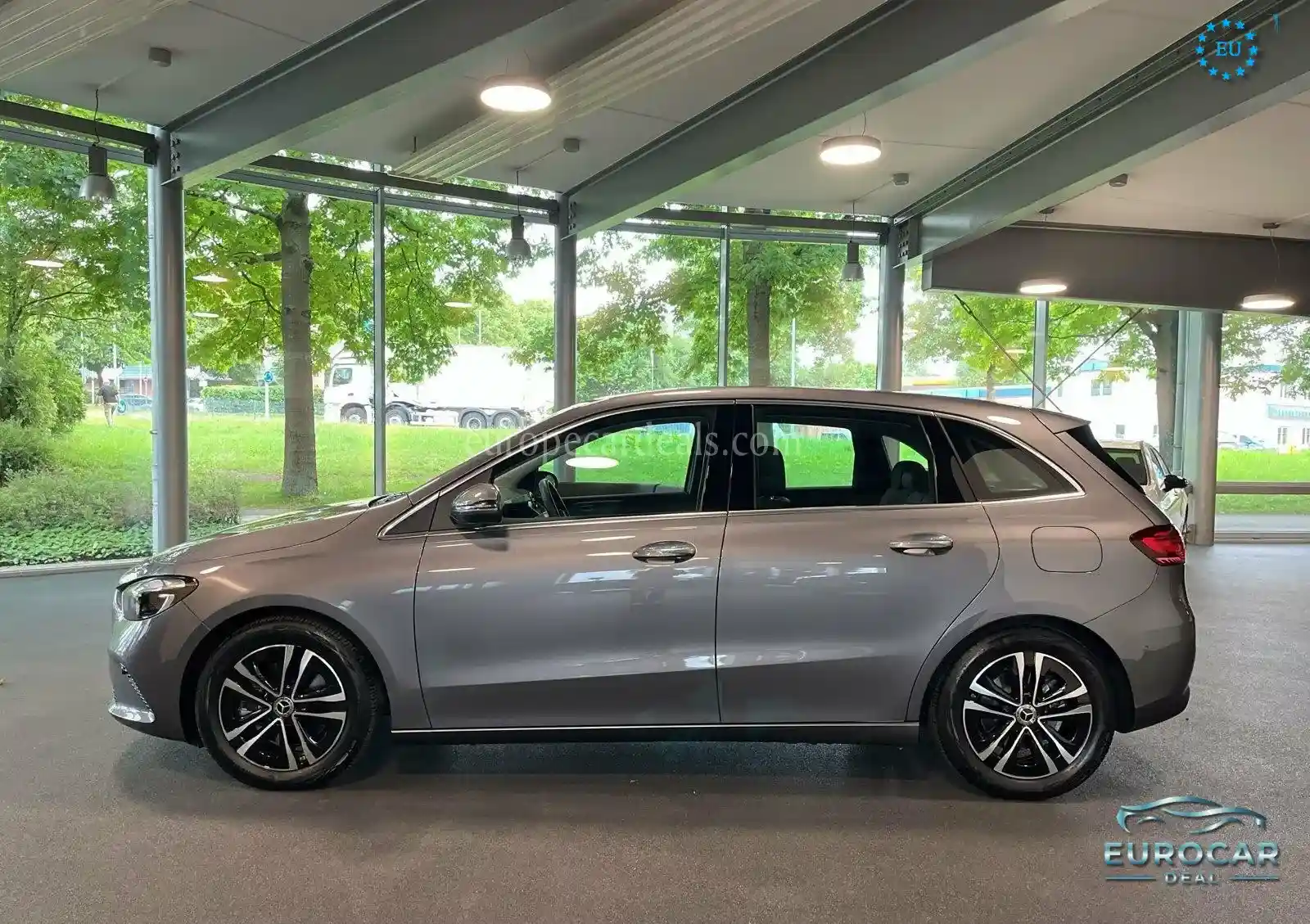 Mercedes-Benz B 220