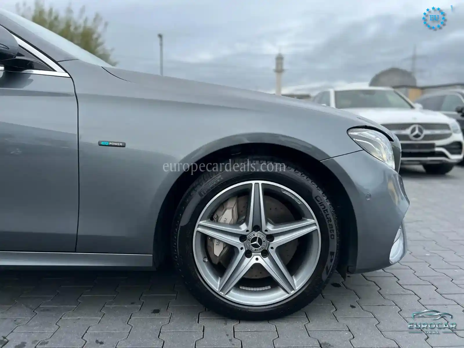 Mercedes-Benz E 300