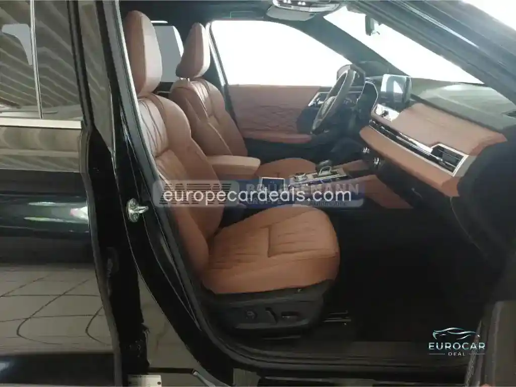 Mitsubishi Plug-in Hybrid Outlander
