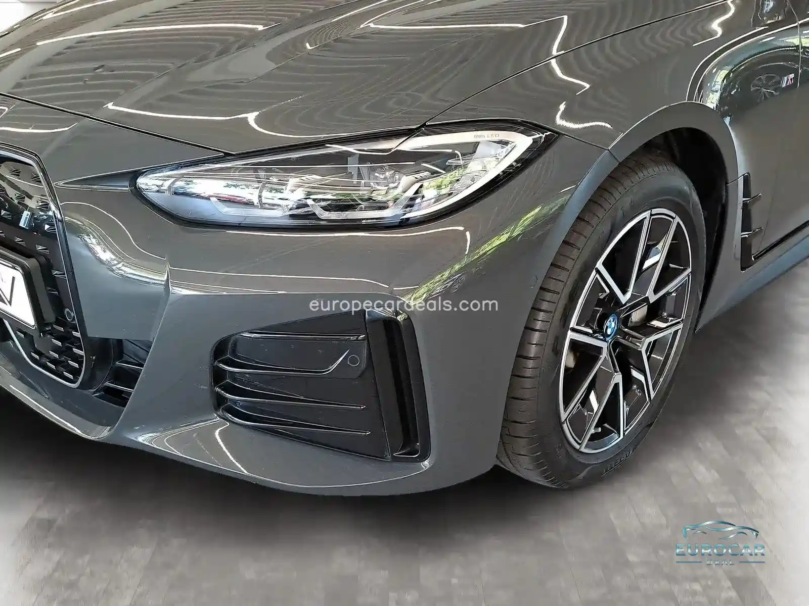 BMW i4