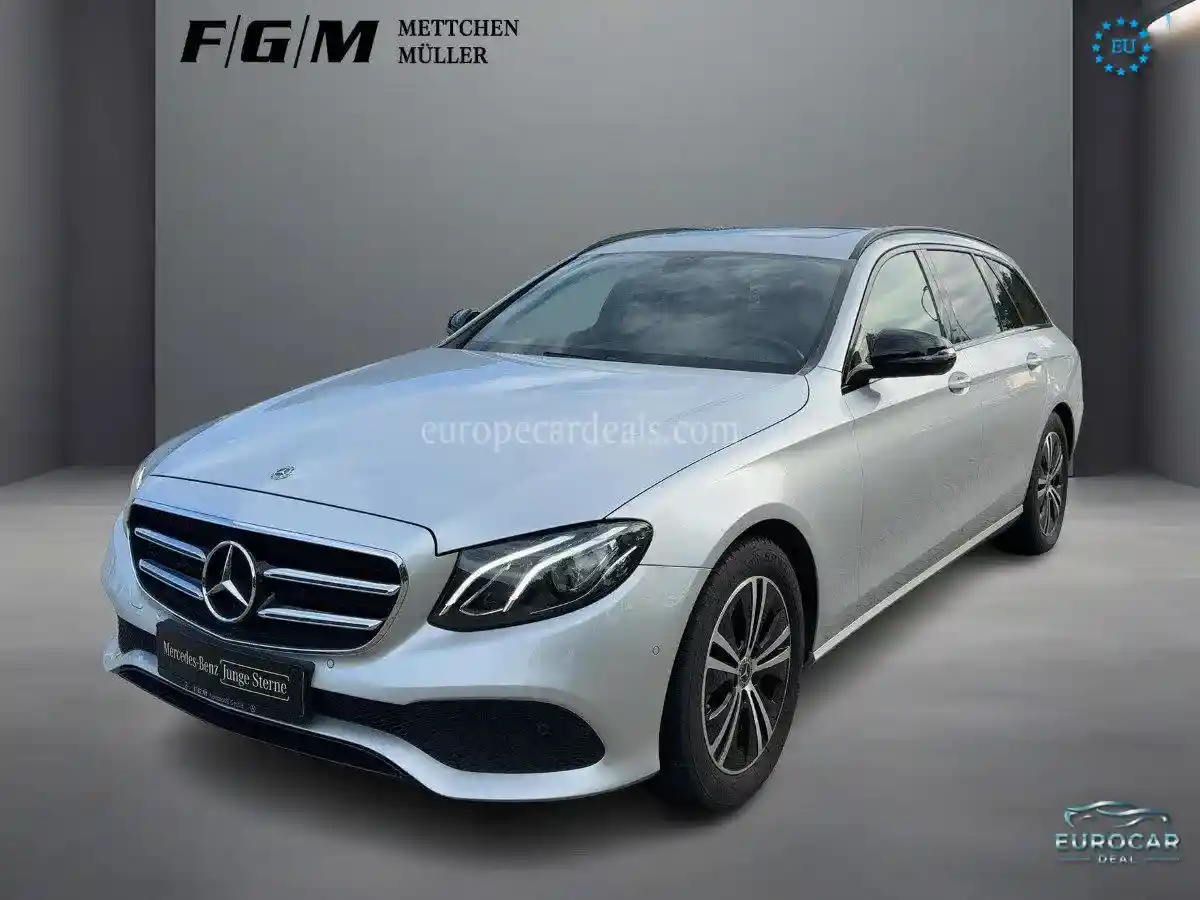 Mercedes-Benz E 220