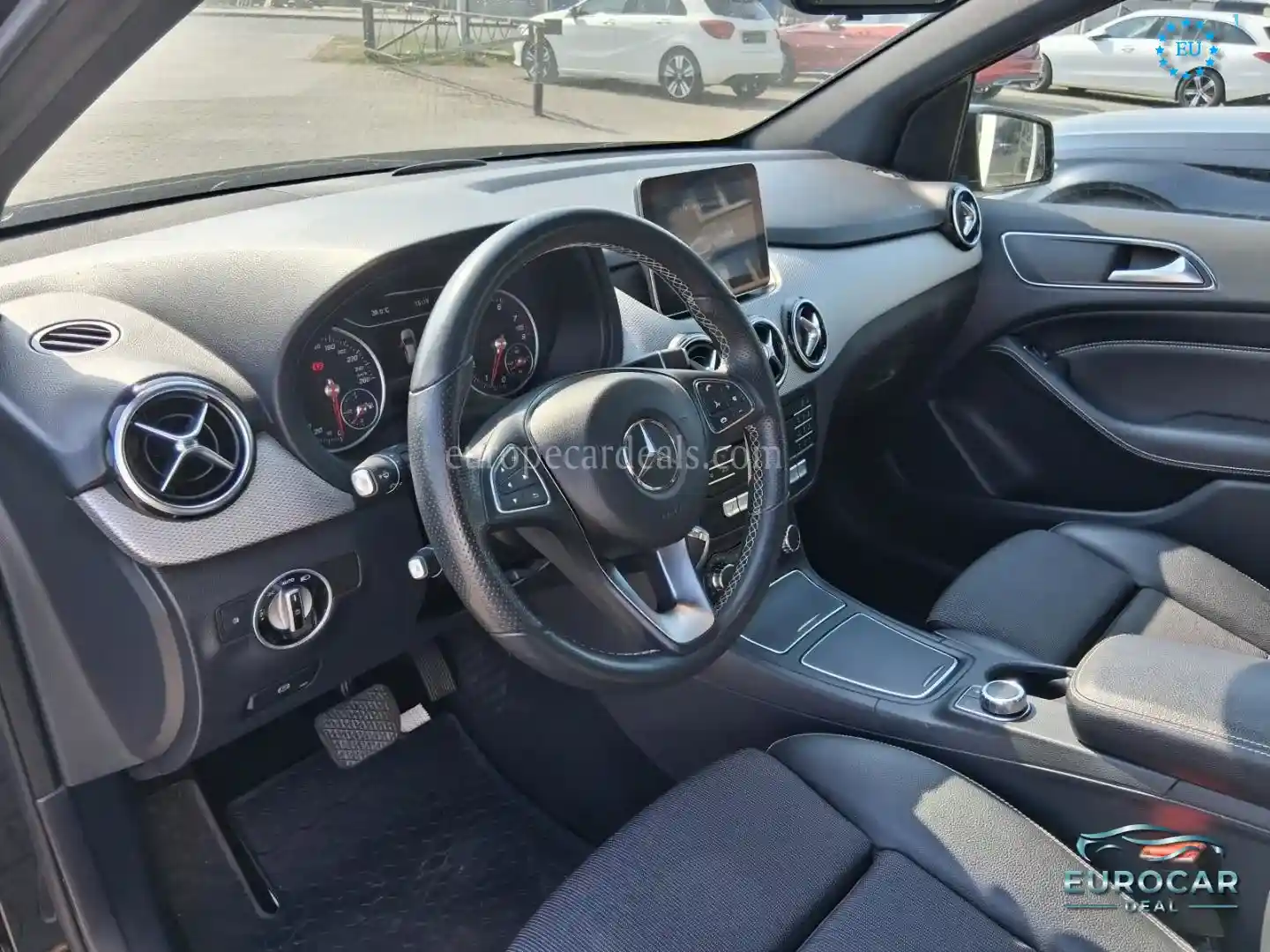 Mercedes-Benz B 180