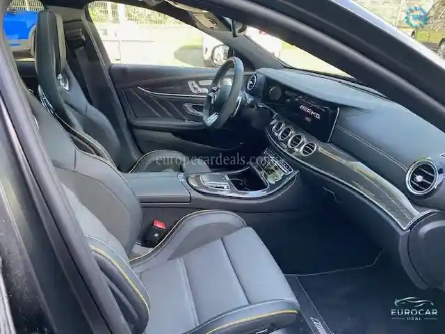 Mercedes-Benz E 63 AMG