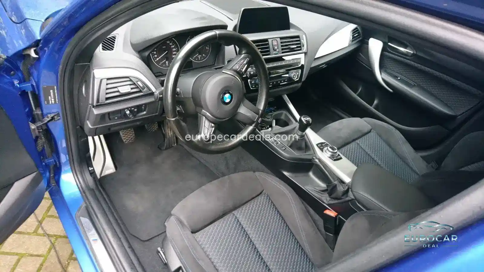 BMW M140i