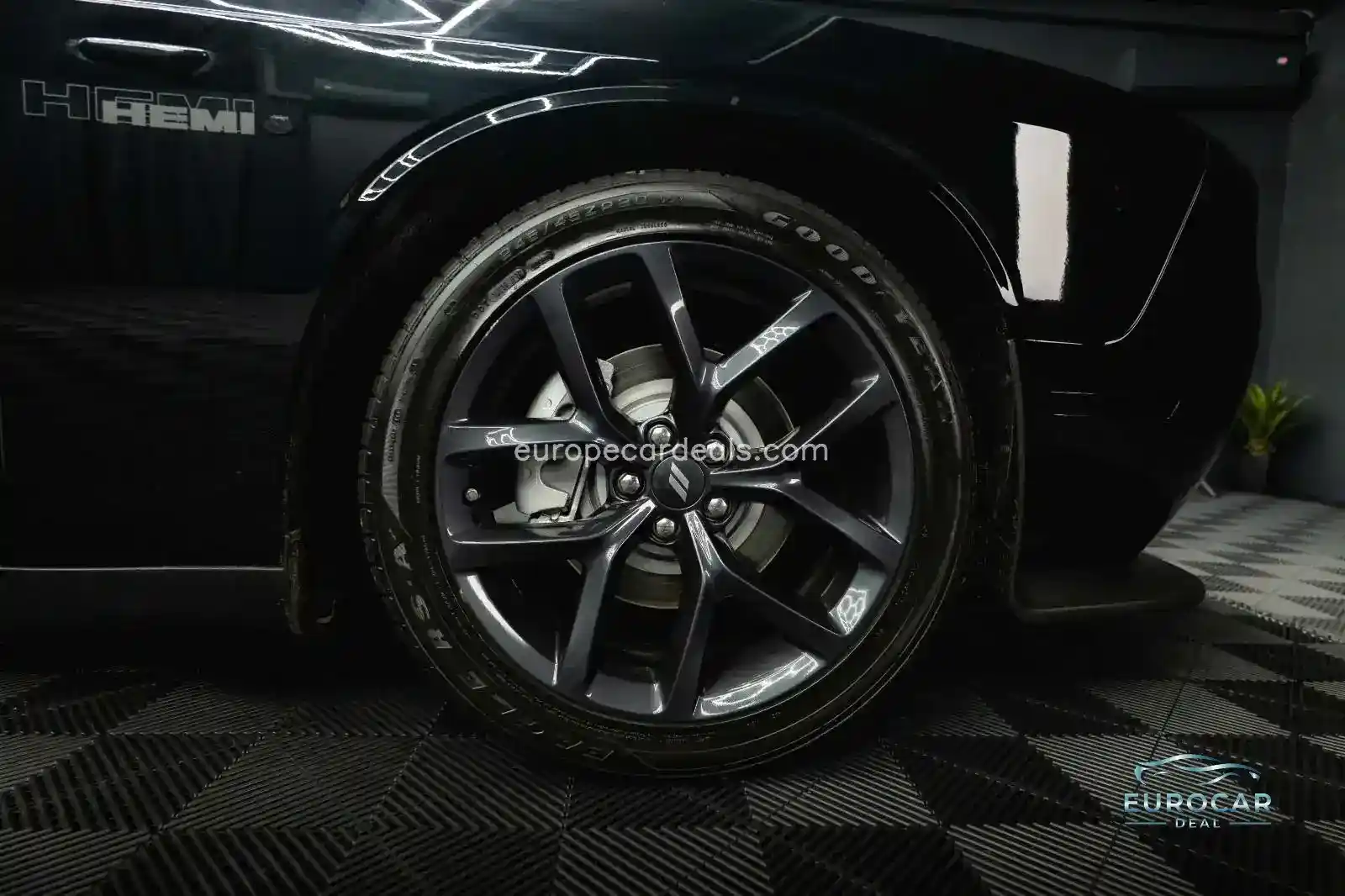 Dodge Challenger