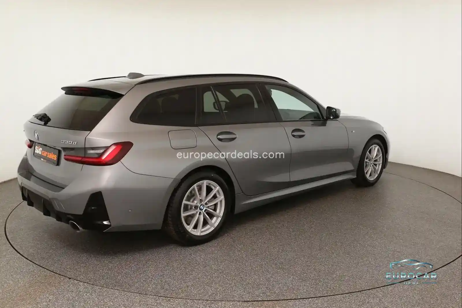 BMW 330