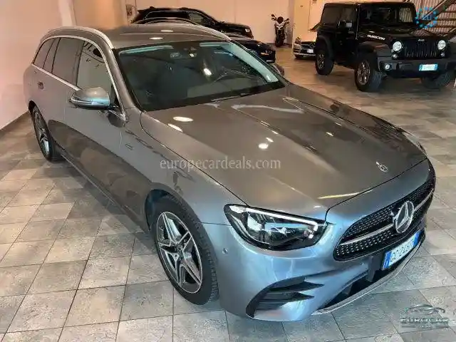 Mercedes-Benz E 300