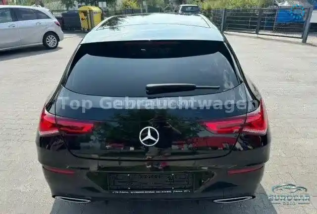 Mercedes-Benz CLA 200 Shooting Brake