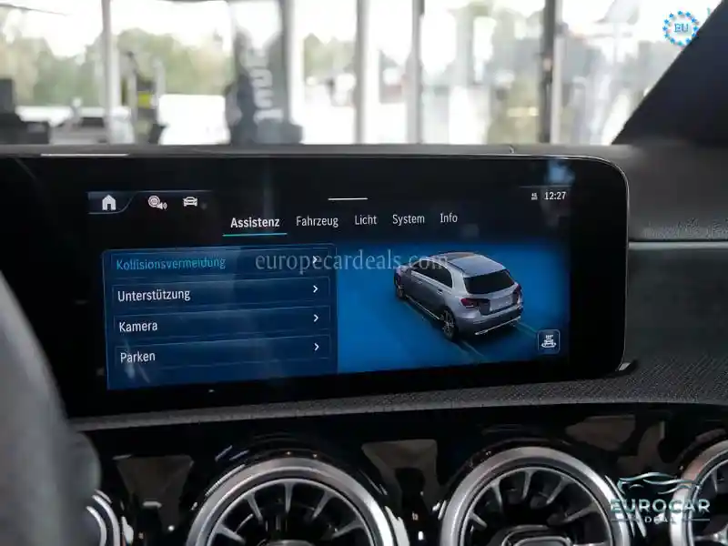 Mercedes-Benz A 220