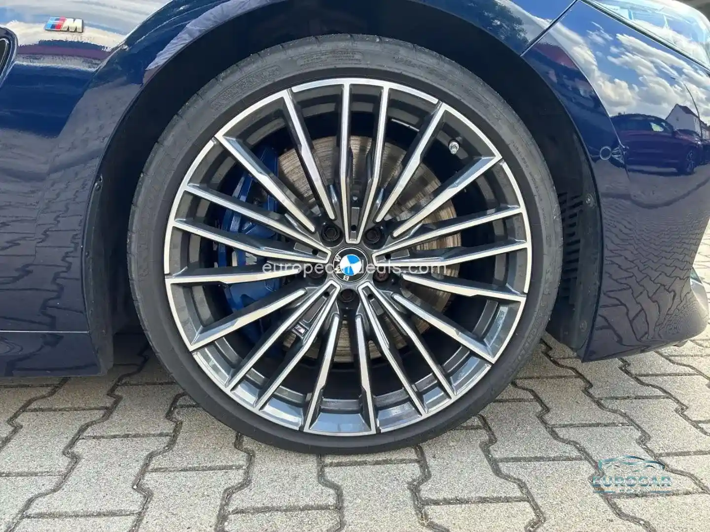 BMW M850