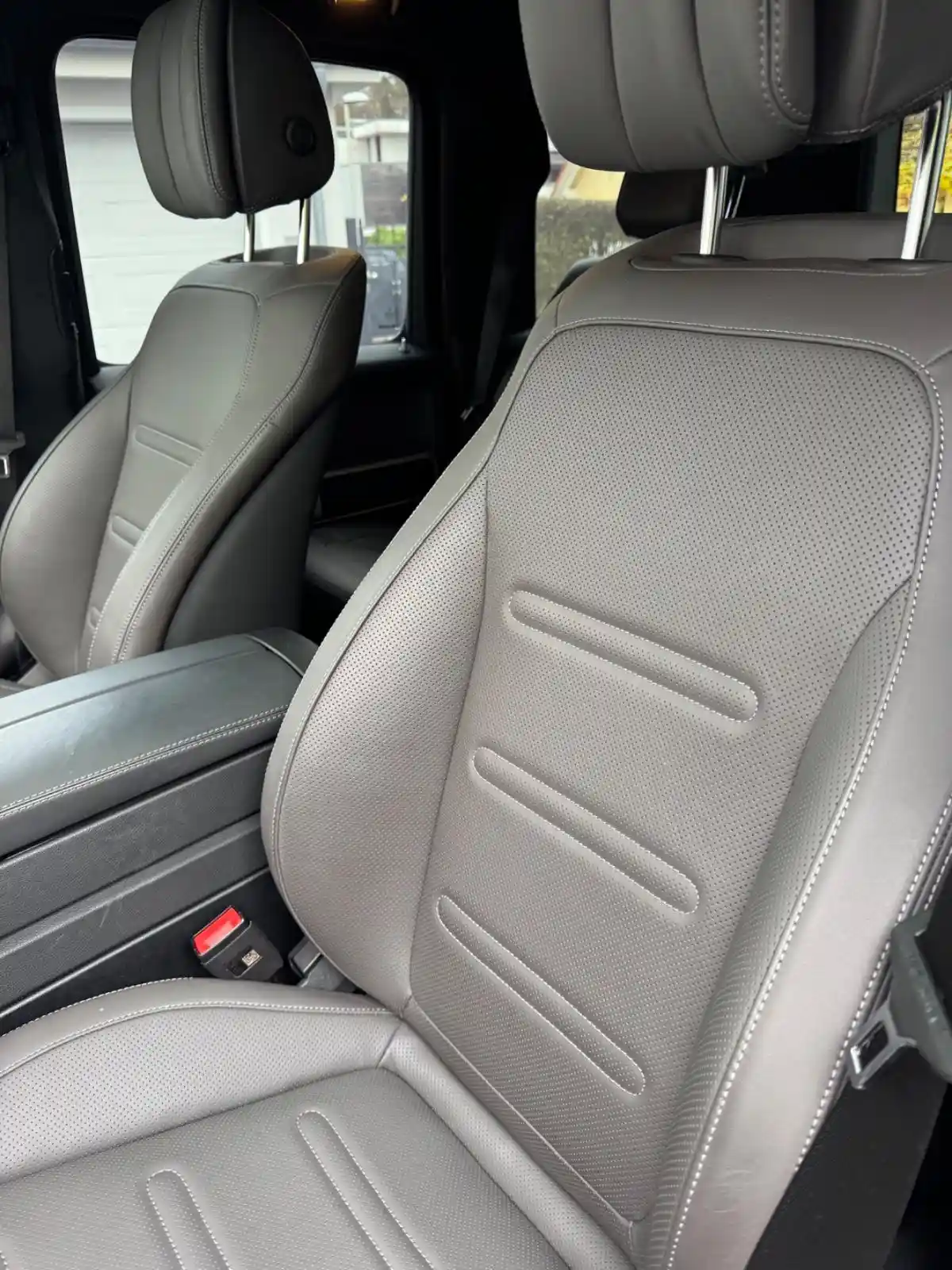 Mercedes-Benz G 500