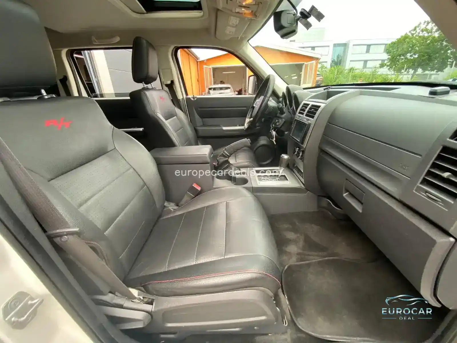 Dodge Nitro