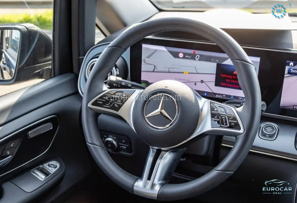 Mercedes-Benz V 220