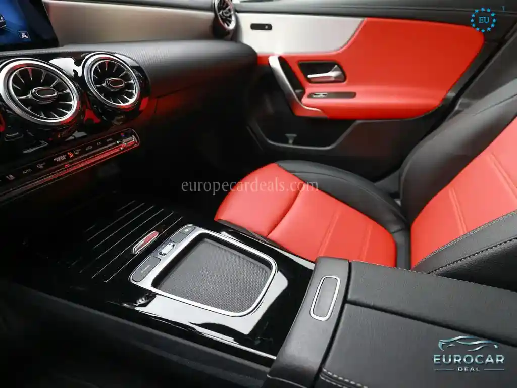 Mercedes-Benz A 220