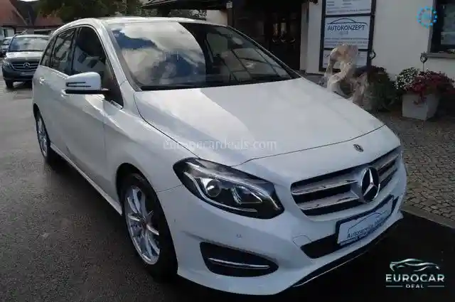 Mercedes-Benz B 200