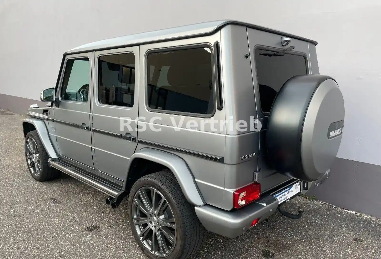 Mercedes-Benz G 500