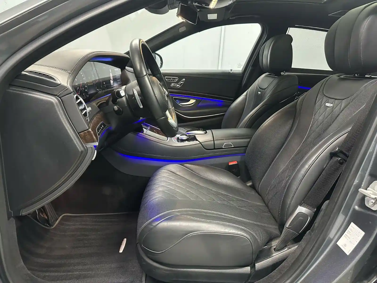 Mercedes-Benz S 600