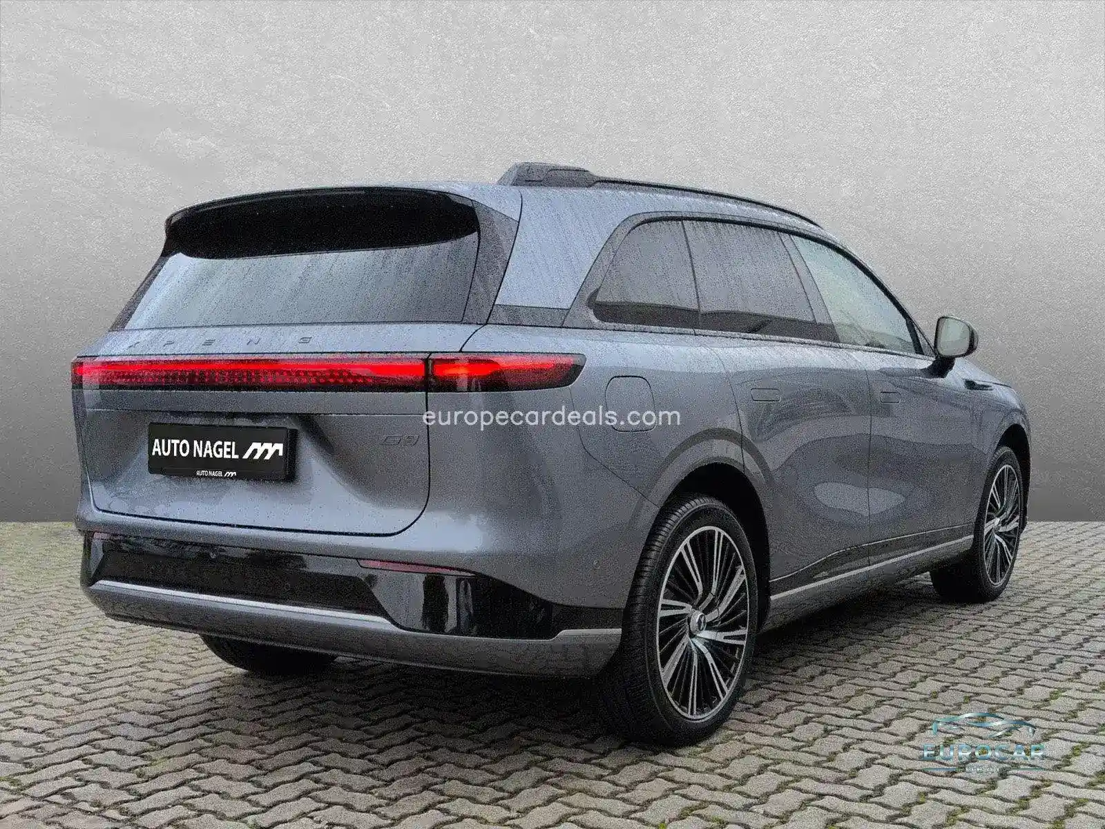 XPENG G9