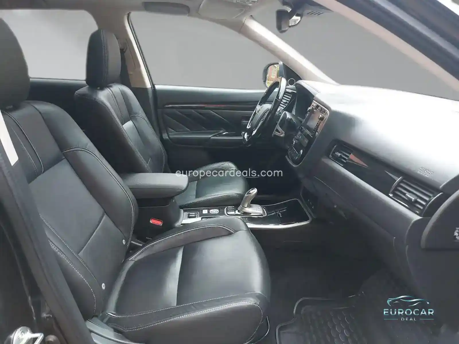 Mitsubishi Plug-in Hybrid Outlander