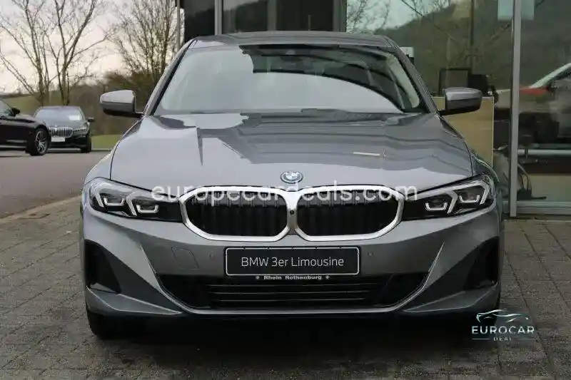 BMW 330
