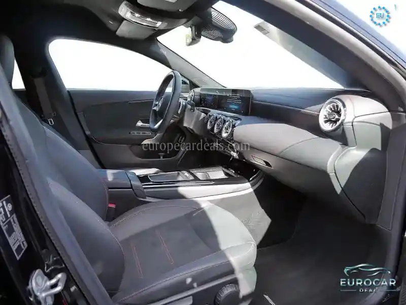 Mercedes-Benz CLA 200 Shooting Brake