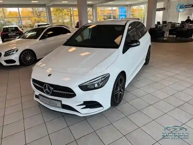 Mercedes-Benz B 200