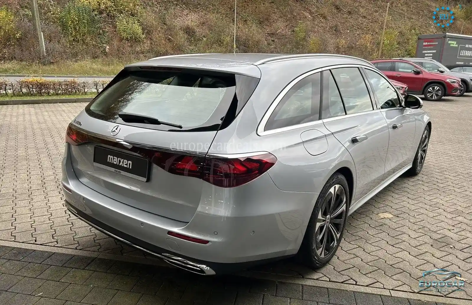 Mercedes-Benz E 300