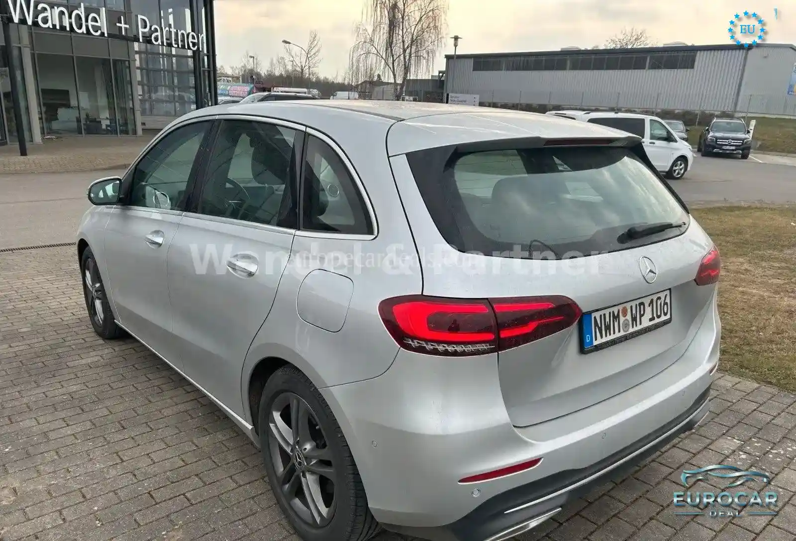 Mercedes-Benz B 200